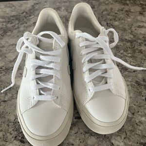 Veja Campo Chromefree extra white/natural suede sneakers. Size 36 (US 5)